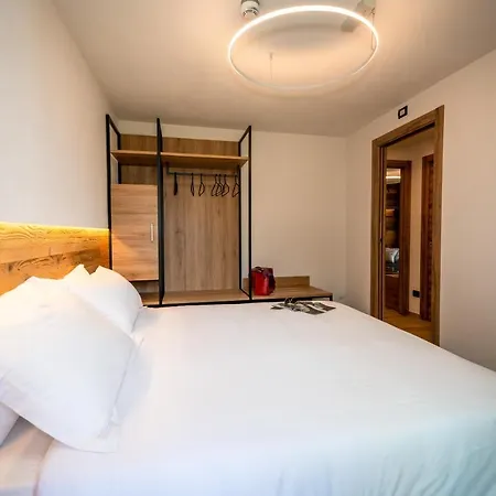 Nira Mountain Futura Apart-hotel *
