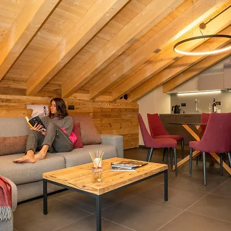 מלון דירות Nira Mountain Futura