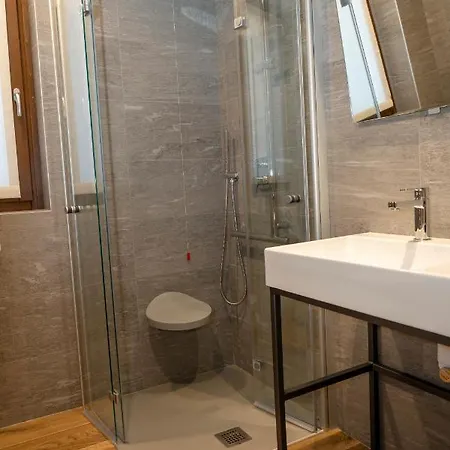 Nira Mountain Futura מלון דירות Pradelle