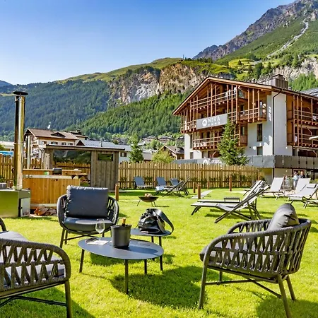 Nira Mountain Futura Apart-hotel