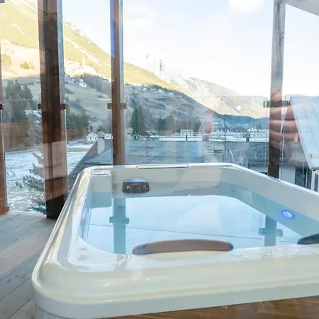 Nira Mountain Futura מלון דירות