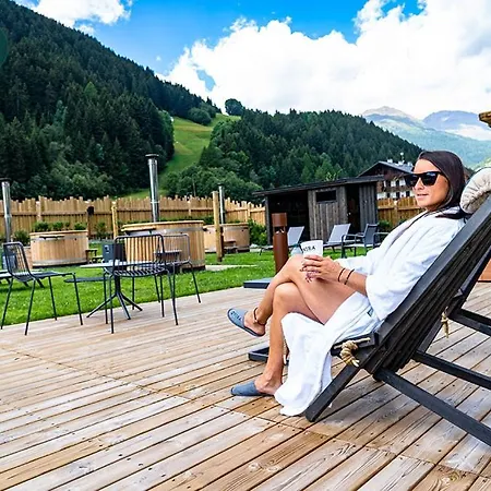 Apart-hotel Nira Mountain Futura Pradelle