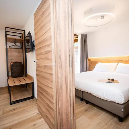 Aparthotel Nira Mountain Futura